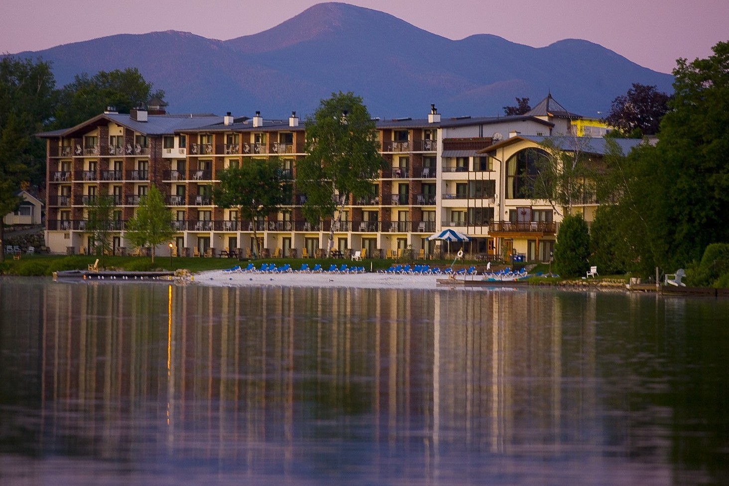 GOLDEN ARROW LAKESIDE RESORT